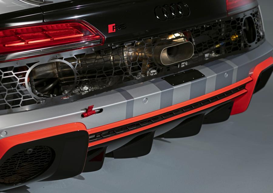 Детали экстерьера Audi R8 LMS GT4 2019 года  (фото 19 из 37)